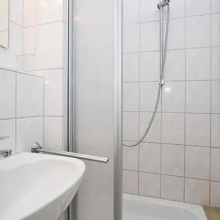 Charmante Fuer 3 Mit Balkon Im Seepark Apartment Sellin (Rugen)